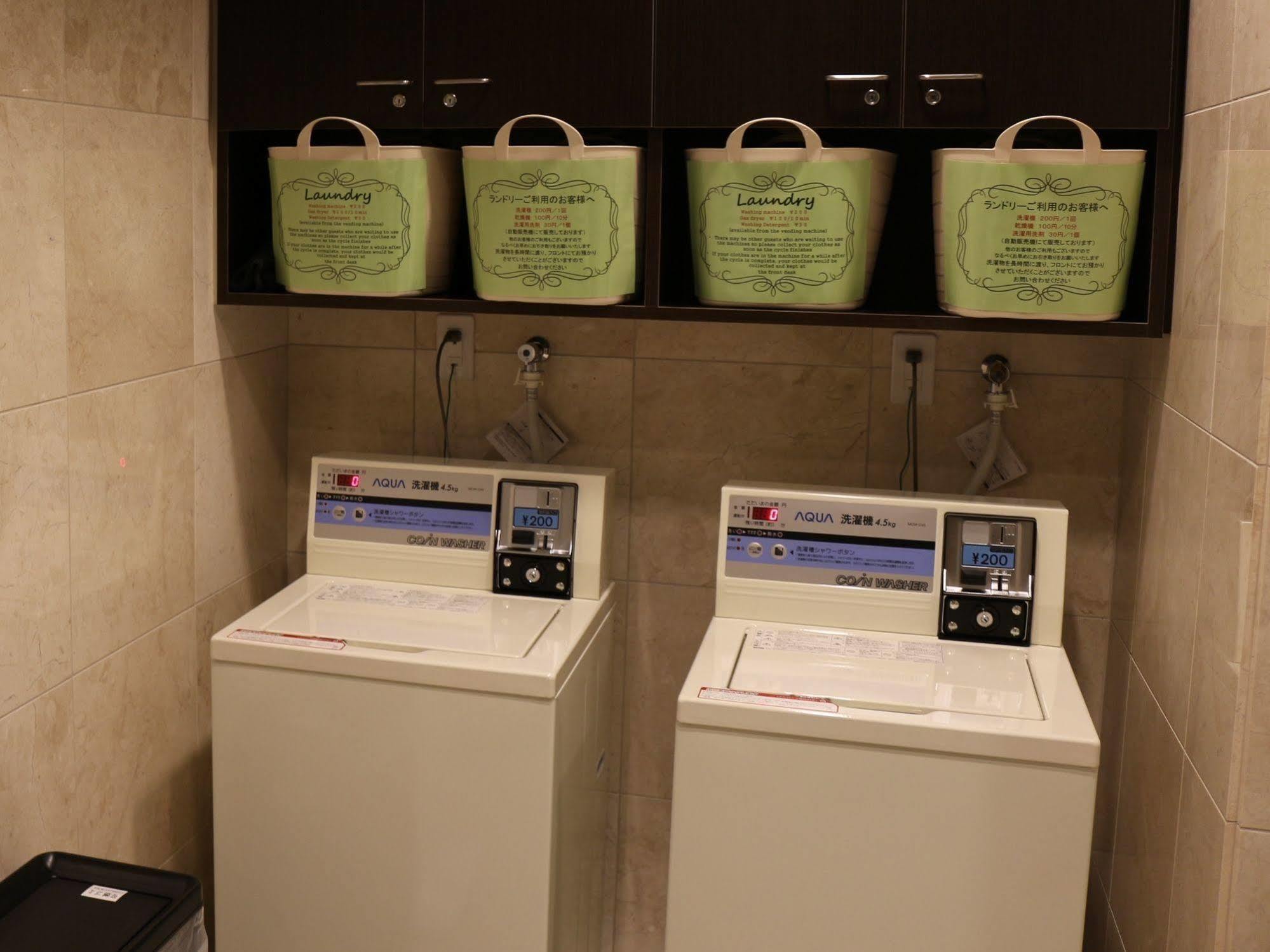 Toyoko Inn Takamatsu Hyogomachi Buitenkant foto
